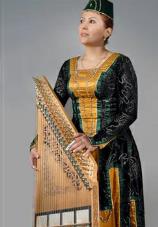 Master Armenian Kanun player Karine Hovhannisyan.